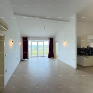 Trosoban stan s pogledom na more i Brijune!