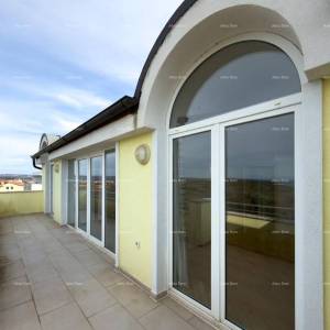 Trosoban stan s pogledom na more i Brijune!