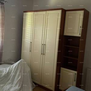 Umag! Kuća s velikom okućnicom i terasom.