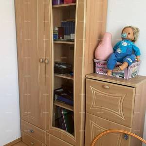 Umag! Kuća s velikom okućnicom i terasom.