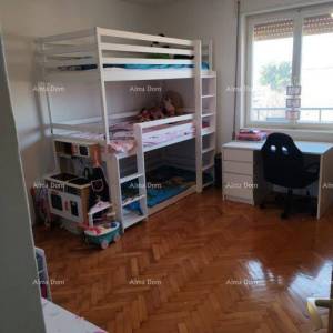 UMAG, prostran stan 80 m²