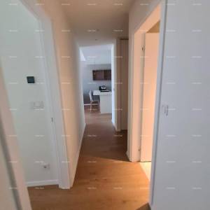 Umag, resort luksuza i ljepote! Prodaja stanova u resortu sa krovnim infinity bazenom od 105m