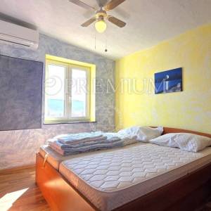 Uvala Soline, apartman prvi red do mora, pogled na more!