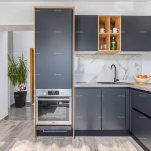 Valbandon, dvoetažni stan u  blizini mora.