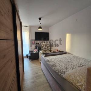 Velika Gorica, komforan i prostran 4-sob. stan od 80m2, 1. kat,  lift