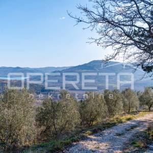 Veliko imanje od 170 000 m2 s predivnim pogledom