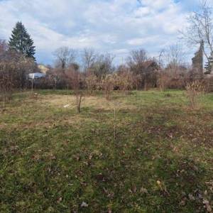 VIKENDICA NA PRODAJU-GRABOVAC (OPĆINA ERDUT), 500 m do DUNAVA