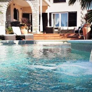 Vila, prvi red uz more, Umag!