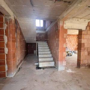 Vila s bazenom i pogledom na more, Tar!