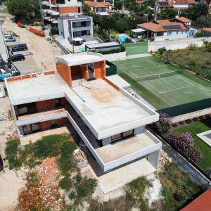 Vila s bazenom i pogledom na more, Tar!