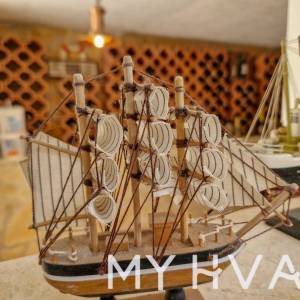 Vila sa bazenom u Vitarnji