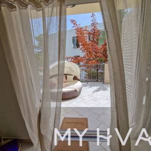 Vila sa bazenom u Vitarnji