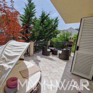 Vila sa bazenom u Vitarnji