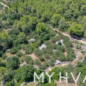 Vila sa bazenom u Vitarnji