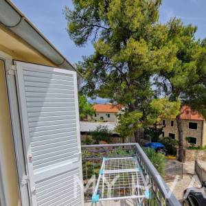 Vila sa bazenom u Vitarnji