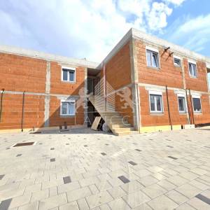 Vir centar – dvosoban apartman, novogradnja blizu mora