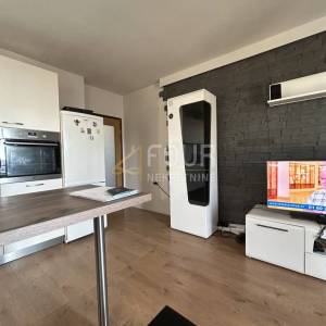 Viškovo, 53.49m2, 1s+db, 2 balkona