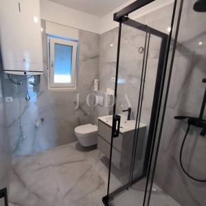 Viškovo stan, 2s+db sa 3 parkinga