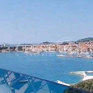 Vodice, novogradnja - Moderan stan 112,96m2 s pogledom na more