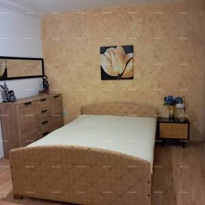 Vodnjan! Prelijepa kuća u nizu u glavnoj ulici grada.