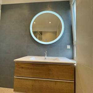 VOJAK, RIJEKA - Potpuno renovirani trosobni stan