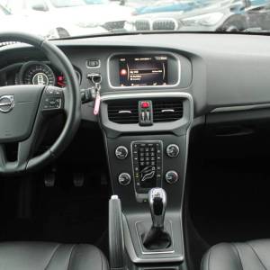 Volvo V40 2.0D *NAVIGACIJA* reg 12/2026