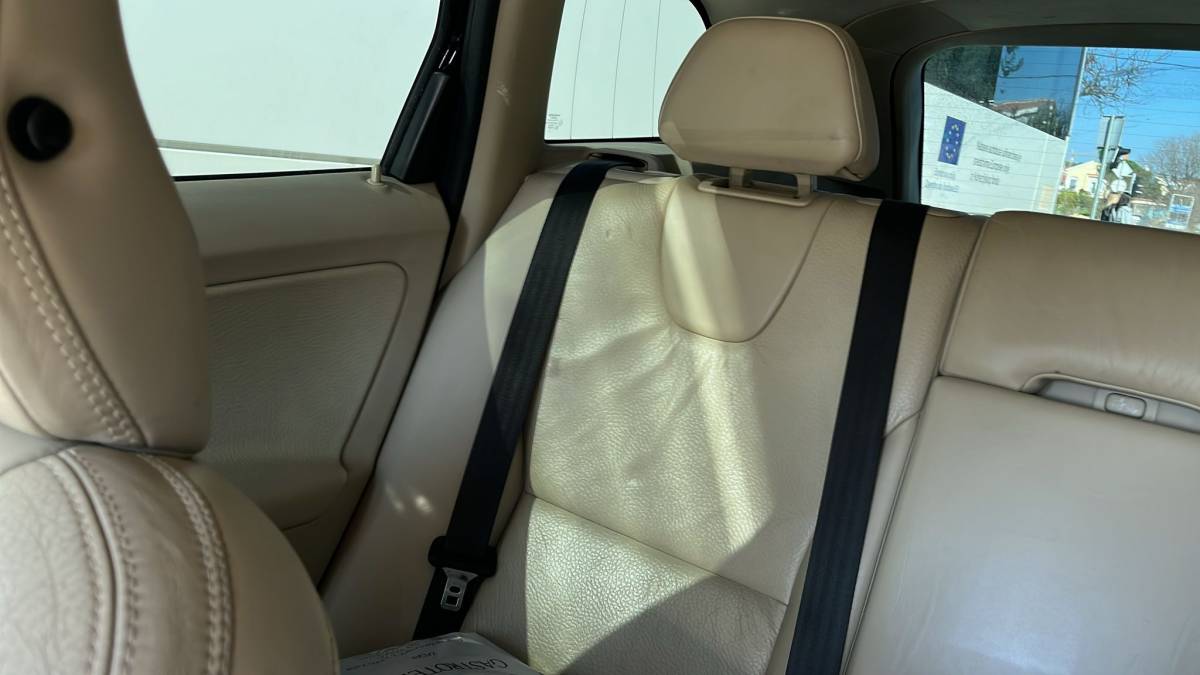 VOLVO XC 60 DIZEL 2013. GODINA