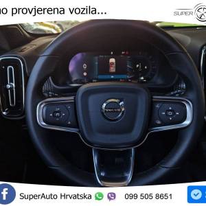 Volvo XC40 2.0 B4 Aut. Ultra Dark 197 KS, ACC+LED+360+GR SJED+PANO+VIRT