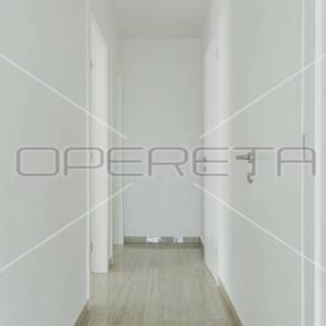 Vrhunska novogradnja u Murteru blizu mora i centra, 109 m2