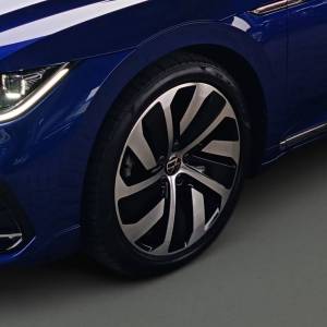 VW Arteon 2.0 TDI DSG R-LINE