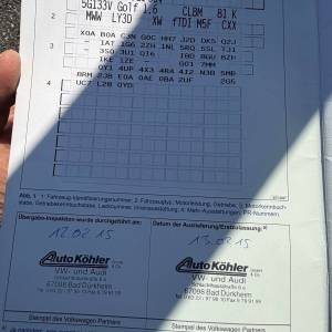 VW Golf 7 1,6 TDI Lounge Xenon,NAV,Grijana sjedala,kuka,park.senzori..