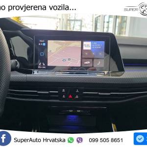 VW Golf 8 R 2.0 TSI 4M DSG Black Style 320 KS, LED+ACC+GR SJED+KAM+PARK