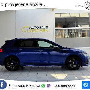 VW Golf 8 R 2.0 TSI 4M DSG Black Style 320 KS, LED+ACC+GR SJED+KAM+PARK