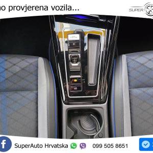 VW Golf 8 R 2.0 TSI 4M DSG Black Style 320 KS, LED+ACC+GR SJED+KAM+PARK