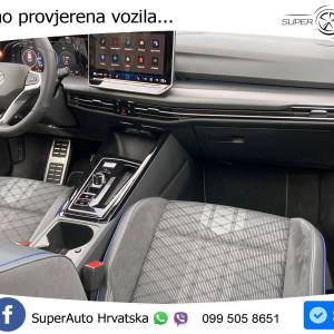 VW Golf 8 Variant 2.0 TDI DSG R-Line 150 KS, LED+ACC+PANO+GR SJED+VIRT+HEAD+KAM