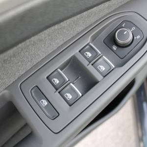 VW Golf VIII 1.0 eTSi DSG