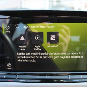 VW Golf VIII 1.0 TSI DSG