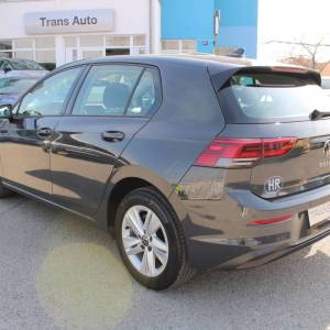 VW Golf VIII 1.0 TSI DSG