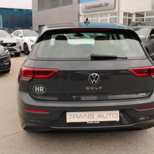 VW Golf VIII 1.0 TSi DSG