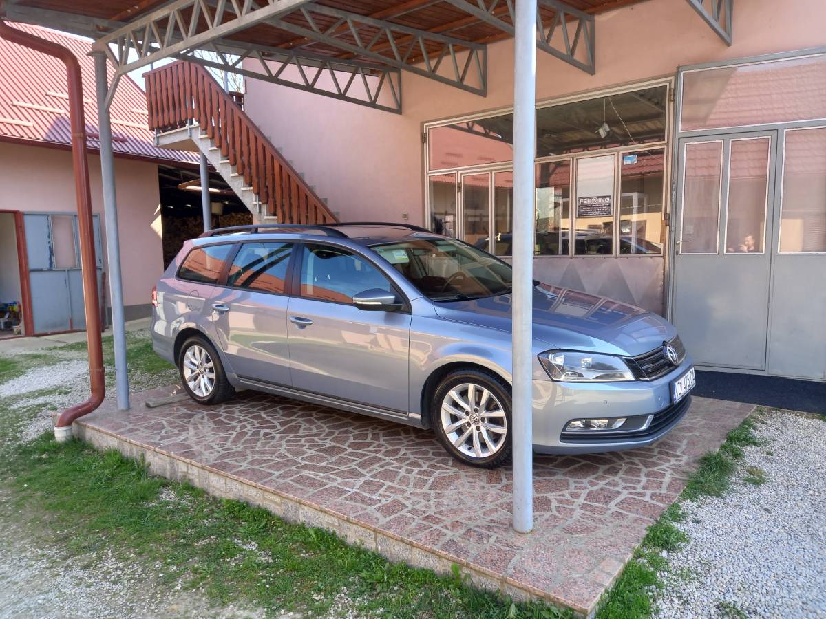 VW Passat Variant odlično stanje!