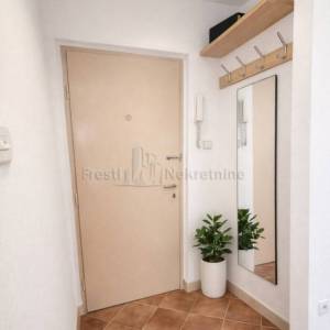 ZADAR - JEDNOSOBAN STAN NA TOP LOKACIJI!