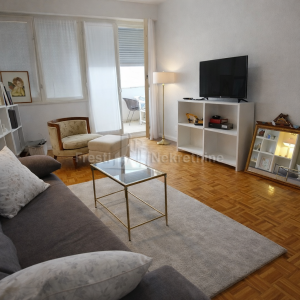 ZADAR ,MELADA, 67m2 +2 LOGGIE, PANORAMSKI POGLED! RIJETKOST NA TRŽIŠTU