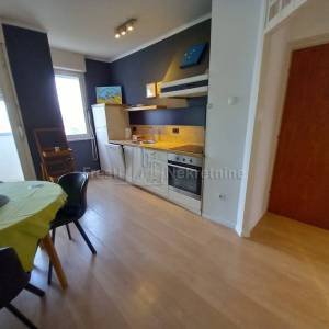 ZADAR ,MELADA, 67m2 +2 LOGGIE, PANORAMSKI POGLED! RIJETKOST NA TRŽIŠTU