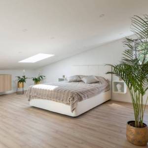 Zagreb-Draškovićeva, mir u centru-dvorišna oaza, dvoetažni stan, 63m2