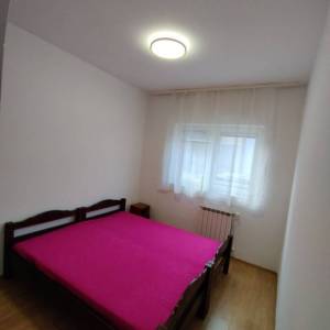 Zagreb, Gajevo, 2S stan u prizemlju kuće za smještaj stranih radnika