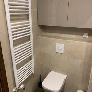 Zagreb-Prečko, lijepo uređen 2S stan 62m2, blizina svih sadržaja