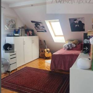 Zagreb Remeta stan 166 m2 + dvije garaže - novo u ponudi