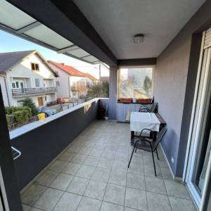 Zagreb, Stenjevec, 2-sobni stan 56m2 s vanjskim parkirnim mjestom