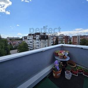 Zagreb, Stenjevec - Male putine, dvoetažni stan, 74m2