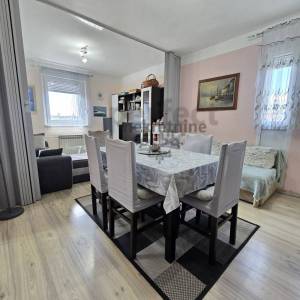 Zagreb, Stenjevec - Male putine, dvoetažni stan, 74m2